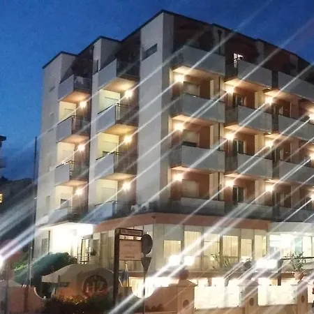 Zenith Hotel