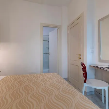 Hotel Zenith 3*